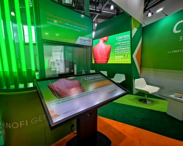 LED Wall and Touch Screen for Custom Exhibition Stand